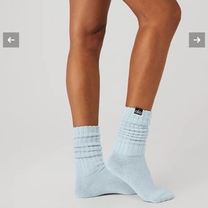 Women’s Scrunch Sock Alo Yoga S/M Powder Blue